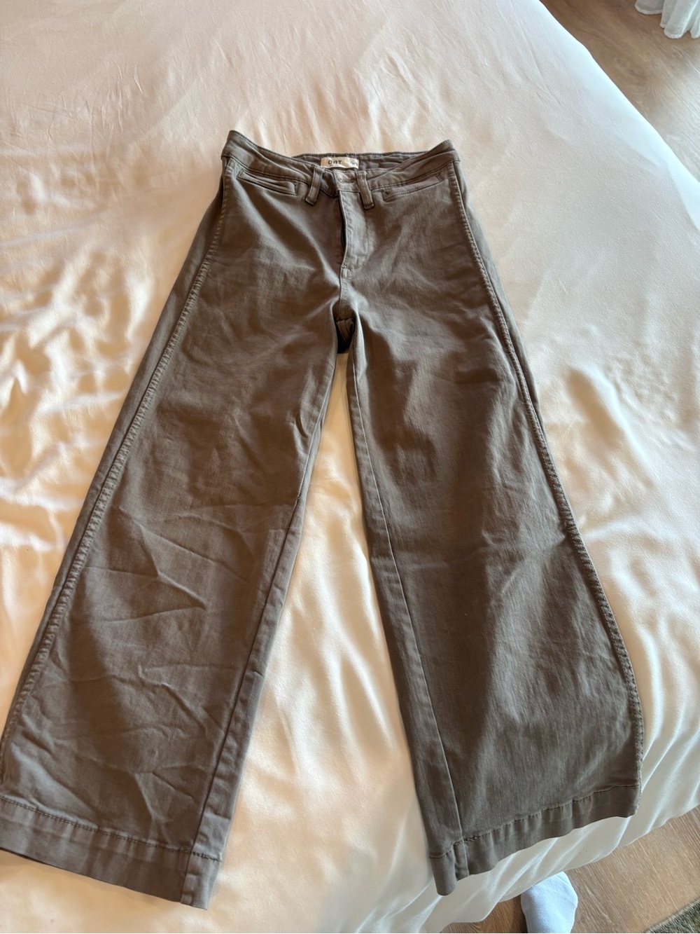 Oat New York Wide Leg Jeans in Brown